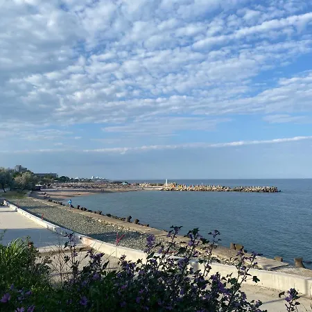 Kallatia Saturn Lägenhet Mangalia